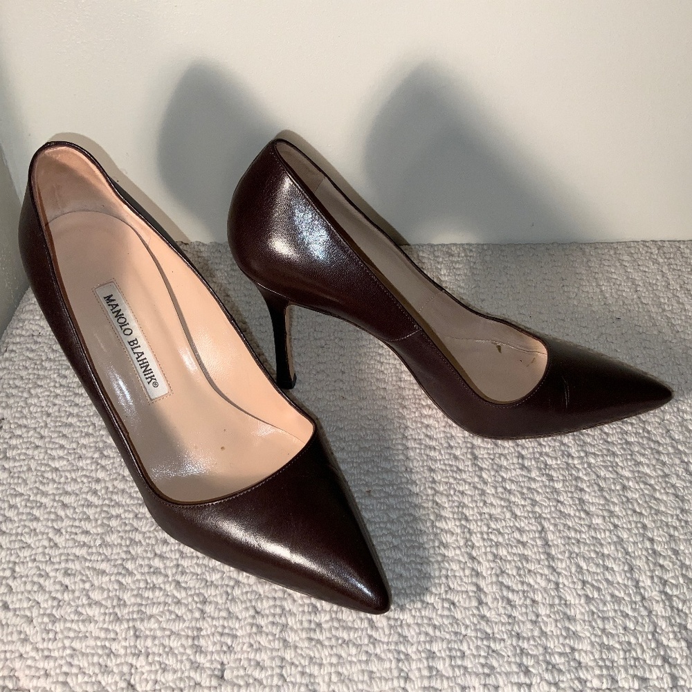 Manolo Blahnik Brown Leather Pump